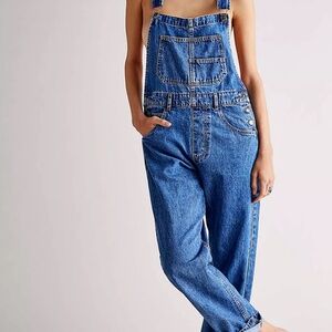We The Free Ziggy Denim Overalls size L  in Sapphire Blue